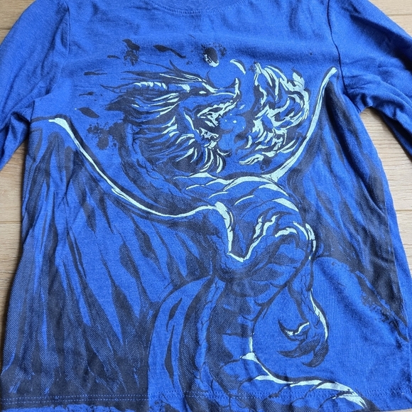 Cat & Jack Dragon & Shark Long Sleeve Crew Neck Tee Set of 2 EUC S (6/7) - Picture 8 of 10